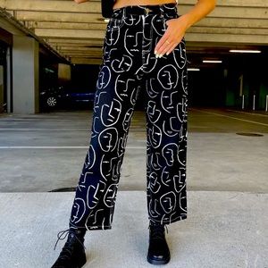 Shekou, Little Things Jeans - Black